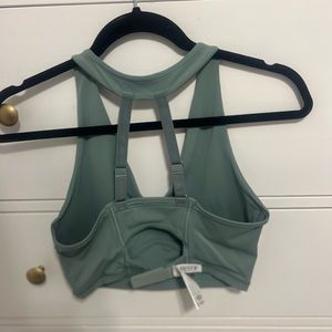 Gymshark Whitney Simmons sports bra
No pads
